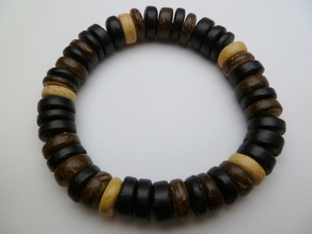 Black & Natural 10mm Coconut Beads Stretchable Bracelet